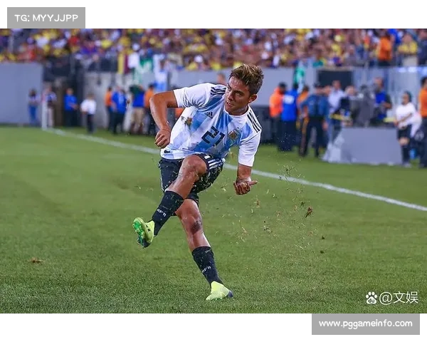 里尔主帅热内西奥盛赞登贝莱：其天赋惊人的吊射进球让人更热爱足球